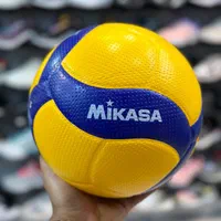 توپ والیبال اورجینال میکاسا مدل Mikasa V300w|ورزش‌های توپی|اصفهان, علی قلی آقا|دیوار