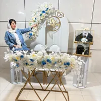 تم تولد و گل ارایی و بادکنک ارایی و دکور بله برون