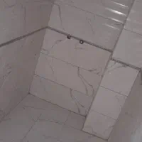 کاشی و سرامیک کاری با 20 سال سابقه