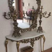 خریدار  آیینه شمعدان و لوستر برنجی وغیره