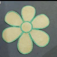 پادری گل نیم دایره