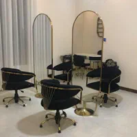 دکور آرایشگاه آینه طلایی فلزی|آرایشگاه و سالنهای زیبایی|مشهد, نوید|دیوار