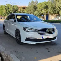 لیفان 820 مدل 96 بی‌رنگ