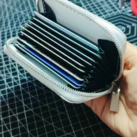 جاکارتی با ظرفیت ده عدد کارت عابربانک