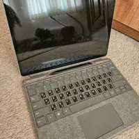 سرفیس پرو ۹  core i5  رم ۸  حافظه ۲۵۶