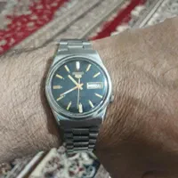 ساعت سیکو|ساعت|اصفهان, سروشبادران|دیوار