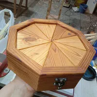 ۱۱۲باکس جواهری،جعبه جواهری چوبی،باکس سرویس طلا|صنایع دستی و سایر لوازم تزئینی|رشت, جانبازان|دیوار