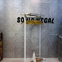 رگال لباس شلفدار سفید|فروشگاه و مغازه|اصفهان, پوریای ولی|دیوار