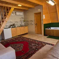 اجاره کلبه سوییسی جکوزی دار|اجارهٔ کوتاهمدت ویلا و باغ|بابل, |دیوار