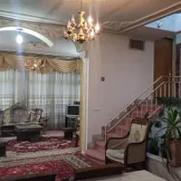 خانه دربست حیاط دار250 متری نزدیک پل خواجو اصفهان