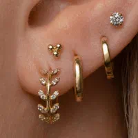 ژل بوتاکس فیلر مزوتراپی پیرسینگ و آموزش حرفه ایی|خدمات آرایشگری و زیبایی|قم, هنرستان|دیوار