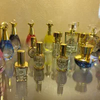 پخش عمده شیشه ادکلنی و عمده عطر|آرایشی، بهداشتی، درمانی|تهران, طرشت|دیوار