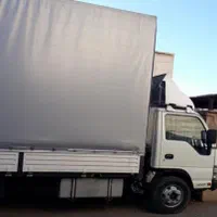 کارگر اسباب کشی با کارگران کار بلد