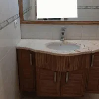 روشویی همراه با اینه