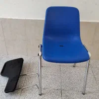 صندلی دانش اموزی دسته دار