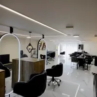 سالن مثلث نقره ای اماده همکاری در لاین های زیبایی|خدمات آرایشگری و زیبایی|سبزوار, دانشگاه آزاد|دیوار