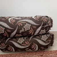 باشت گرد و زیر سری|رختخواب، بالش، پتو|شیراز, حجت آباد|دیوار
