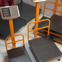ترازو باسکول ۶۰ کیلویی ۱۵۰ کیلویی ۳۰۰ کیلویی تاشو|فروشگاه و مغازه|هشتگرد, |دیوار