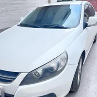 جک J5 اتوماتیک 1800cc، مدل ۱۳۹۶
