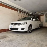 آریو اتوماتیک 1600cc، مدل ۱۳۹۸