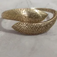 دستبند سفارشی در حد نو