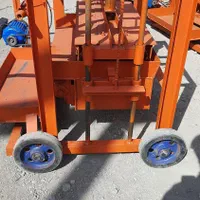 بلوک زن چهار وپنج قالبه تک موتوره|ماشینآلات صنعتی|کرمان, |دیوار