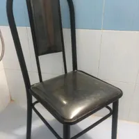 صندلی فلزی