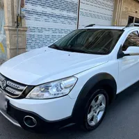 دانگ فنگ H30 کراس، مدل ۱۳۹۶