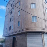 آپارتمان نوساز نبش همدانک غرق نور پارکینگ دار