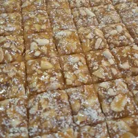 سوهان بادام جزغاله و چیزای دیگه بگو آیدی بدم ببینی|خوردنی و آشامیدنی|مشهد, رضاییه|دیوار