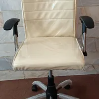 صندلی و... میبد