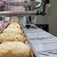 دستگاه بستـهبنـدی شـیرینی و کلـوچه