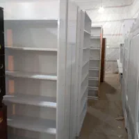 کتابخانه قهوه ای وسفید|کتابخانه، شلف، قفسه‌های دیواری|قم, امامزاده ابراهیم|دیوار