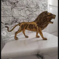 مجسمه شیر برنجی