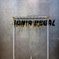 رگال لباس شلفدار سفید|فروشگاه و مغازه|اصفهان, پوریای ولی|دیوار