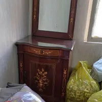 کنسول و آینه