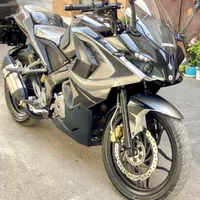 پالس rs 200 معاوضه با کلیک و ایروکس