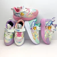 کتونی دخترانه در کرج گوهردشت کفش آرجی