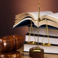 وکیل پایه یک دادگستری