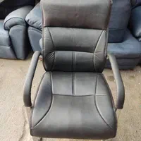 تعمیر صندلی اداری درمحل ریاست،انتظار آرایشگر گردان|خدمات پیشه و مهارت|تبریز, |دیوار