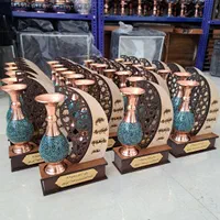 تندیس میناکاری وان یکاد و مس و پرداز فیروزه کوبی|مجسمه، تندیس، ماکت|اصفهان, باغ فدک|دیوار