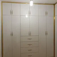 ساخت و نصب انواع کمد دیواری