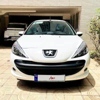 پژو 207i اتوماتیک TU5P، مدل ۱۴۰۴