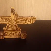 مجسمه و تندیس دوره هخامنش- توضیحات رو بخونید|مجسمه، تندیس، ماکت|تهران, جنت‌آباد جنوبی|دیوار