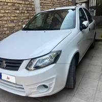 ساینا ۱۴۰۱ کم کار مشابه صفر