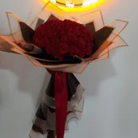 گل با روبان و پول