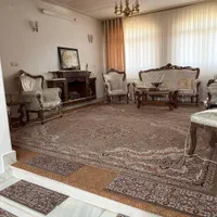 فروش خانه ویلایی ۲۲۰ متری ۳ خوابه در جمهوری|فروش خانه و ویلا|قم, میرزائیه|دیوار