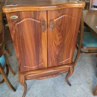 جاکفشی|جاکفشی، کمد، دراور|اردبیل, |دیوار