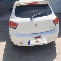 ماشین تیبا ۲ سفید ۱۴۰۱