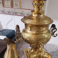 سماور زغالی برنجی|کلکسیون اشیاء عتیقه|بروجرد, |دیوار